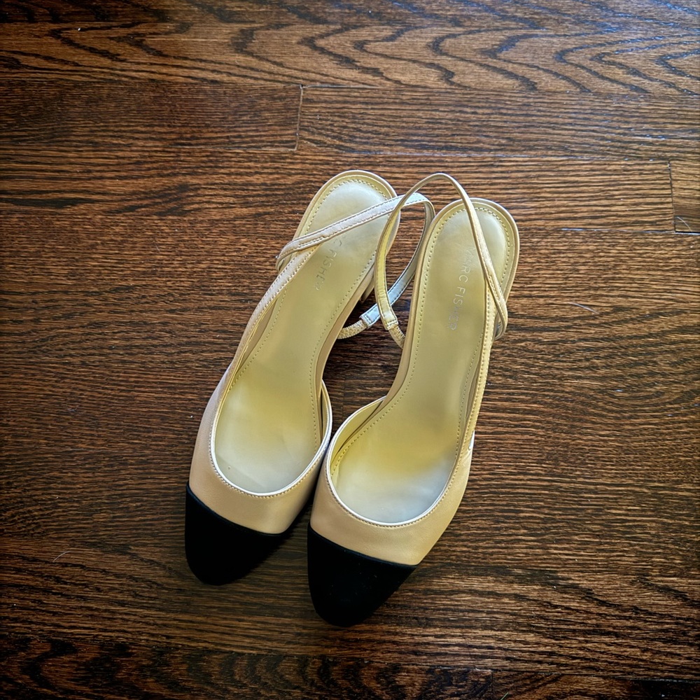 Marc Fisher Slingback Leather Flats; NEVER WORN